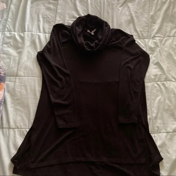 LISA RINNA collection, Black sweater turtleneck